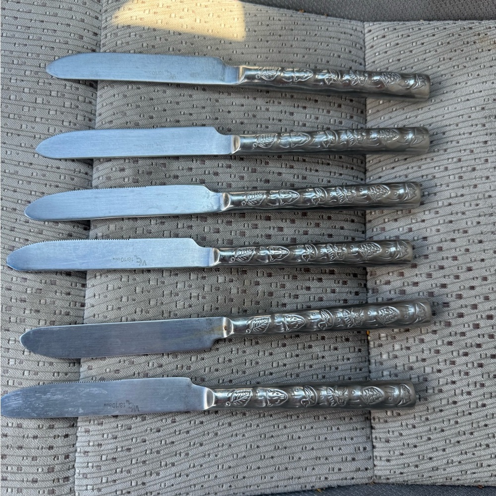 WC Stainless 18/10  Silverware 6 Knives